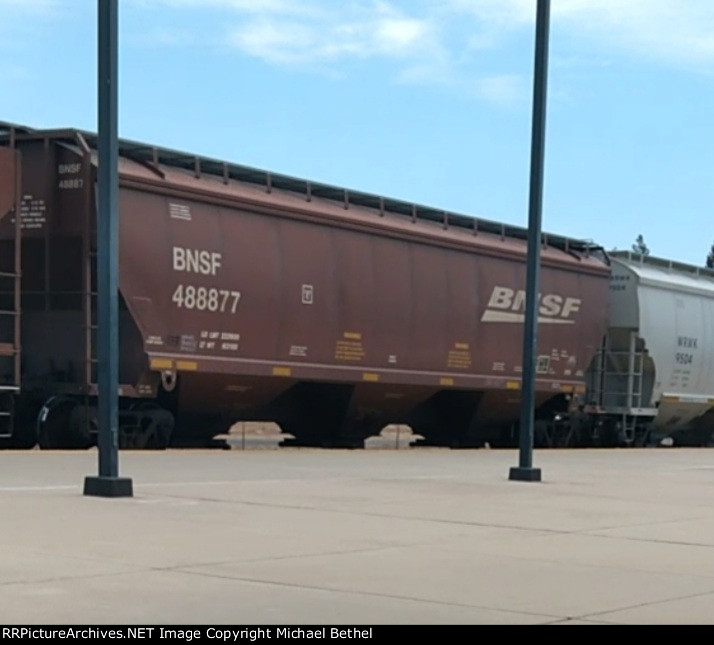 BNSF 488877